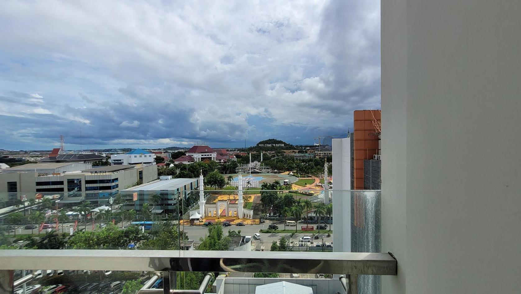 Batam Palam Mansion At Apartment One Residence المظهر الخارجي الصورة